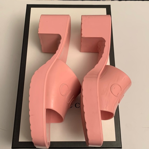 Gucci Dusty Rose Rubber Slide Sandals Sz 8 - Picture 13 of 15